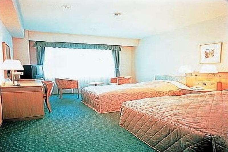 Hotel Green Tower Makuhari Chiba Exterior photo